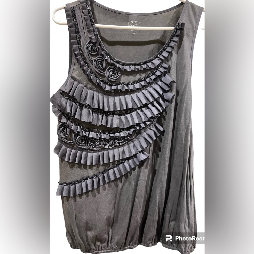 Ann Taylor Loft sleeveless top.